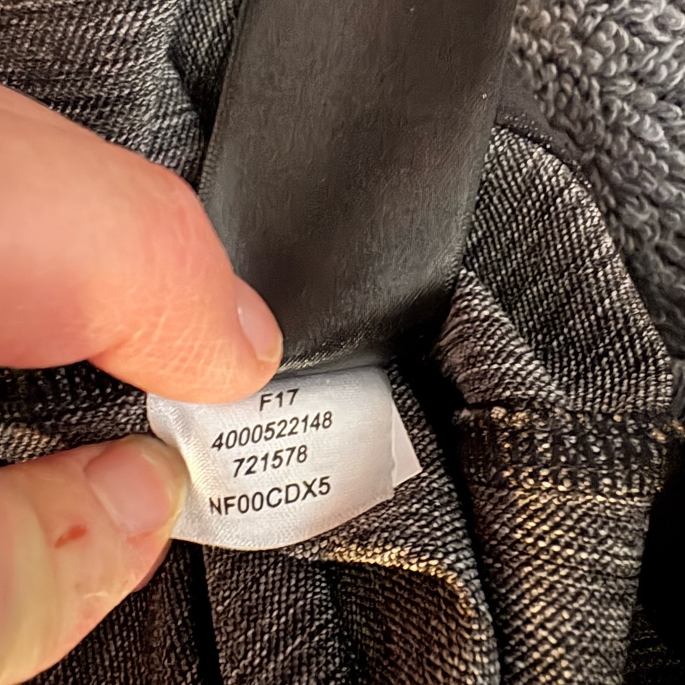 The North Face Pseudio Jacket - Picture 11 of 11